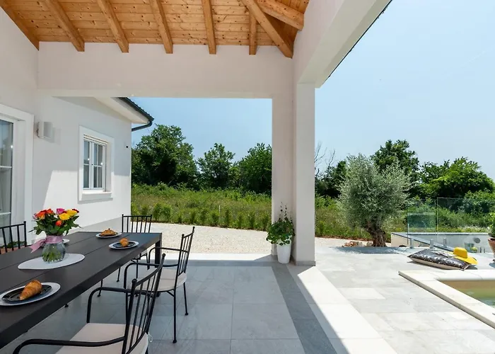 Sienna Zminj * Gradisce (Istria)