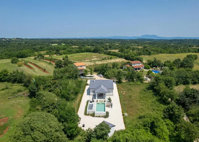 Sienna Zminj * Gradisce (Istria)