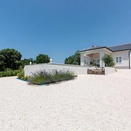 Villa Sienna Zminj