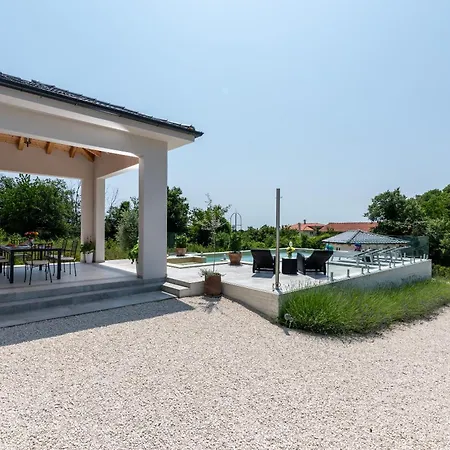 Villa Sienna Zminj *